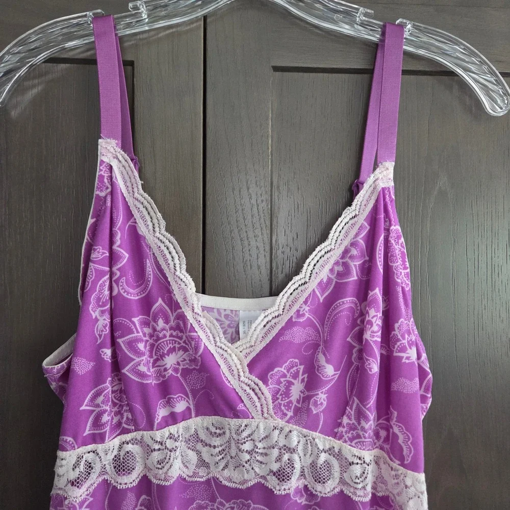 Delta Burke Nightgown Women 1X Purple Floral Lace‎ Trim Chemise Loungewear Slip